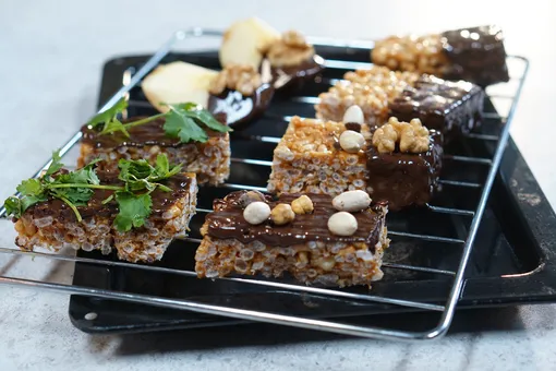 Kurmura Energy Bars