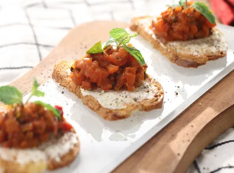 Indian Style Crostini