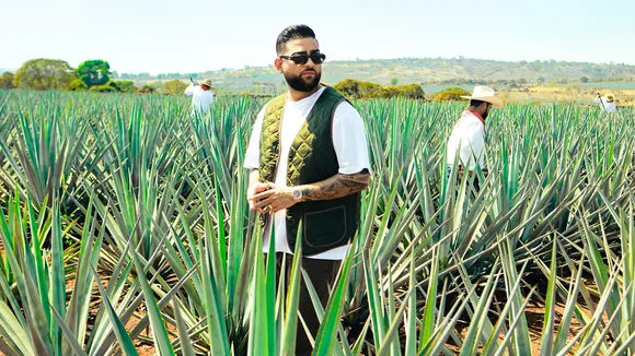 Patrón takes off with Karan Aujla for El Alto