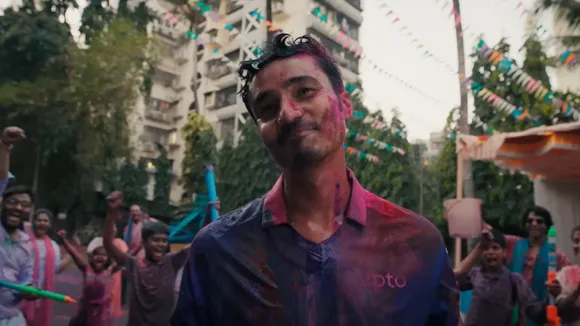Holi ads 2025