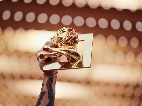 Award_-_Image