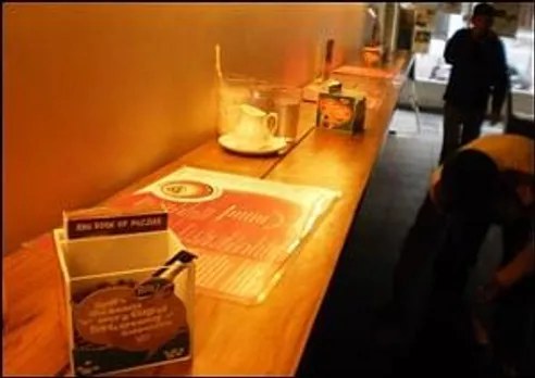 Bru Cappuccino 'puzzles' youth at cafés and gameplexes