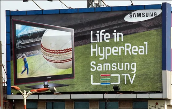 Hyper real