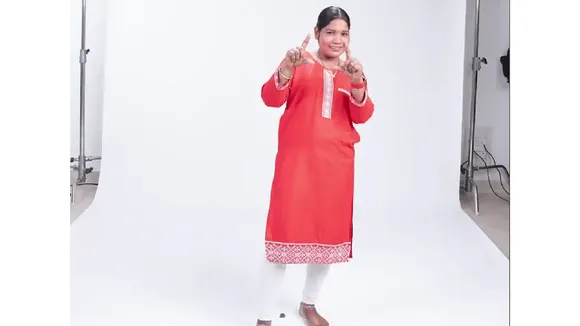 Zomato allows its women delivery partners to wear kurta on duty