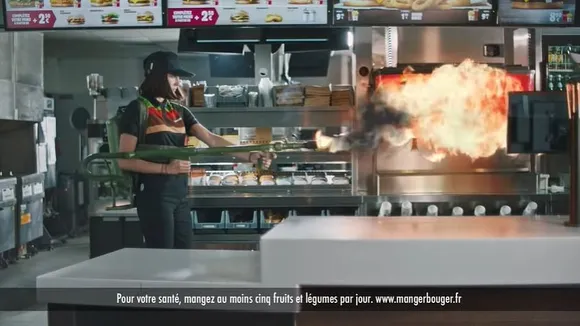 Burger King France parodies airline security demonstration