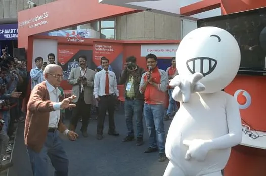 Old Man Dancing with ZooZoo