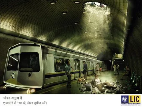 JEEVAN AMULYA HAI, LIC KE SAATH RAHEN, JEEVAN SURAKSHIT RAKHEN.