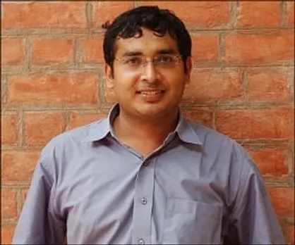 Guest Article: Dr Kallol Das: The man who kept two combs
