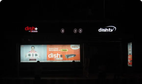 Dish+Recorder, Bus Stand