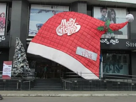 Largest Santa Cap