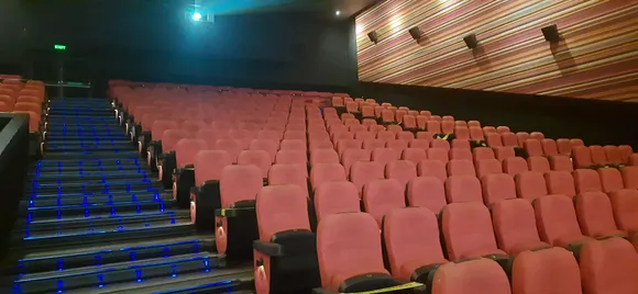 Indian cinema: What explains empty theatres in crowded malls?