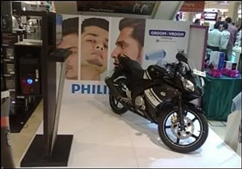 Philips encourages men to 'Groom' and 'Vroom'