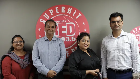 Red FM and Western Railway teams up to celebrate the Mumbai Local