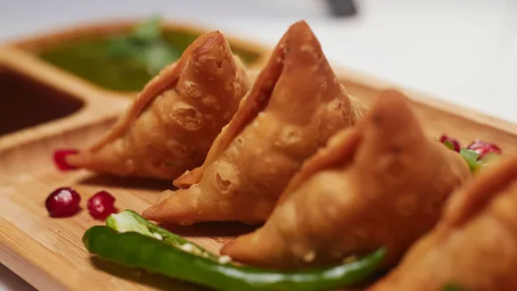 Samosa knocks chicken biryani off its perch as India’s most ordered dish, says Swiggy StatEATstics ‘21