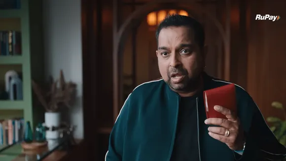 Shankar Mahadevan forgets to leave his wallet at home in RuPay's IPL spot