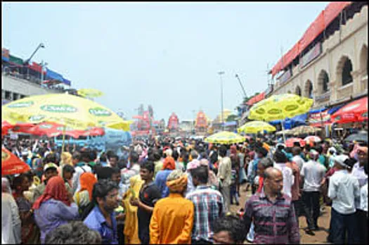 Dalda Edible Oils engages with pilgrims in Odisha