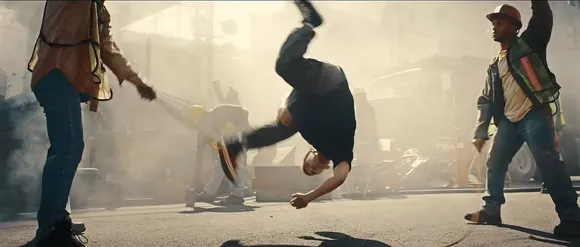 Apple releases a music video to promote AirPods - Jump