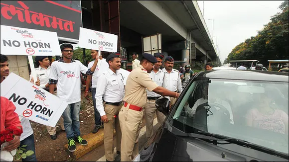 How Lokmat wooed Thanekars