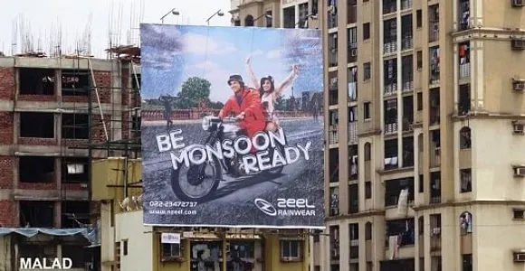 Malad Hoarding