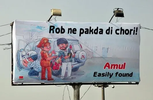 Rob ne pakda di chori