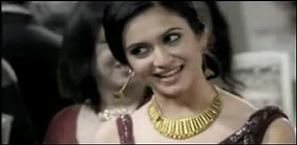 Tanishq: All that glitters is a 'gold'en deed