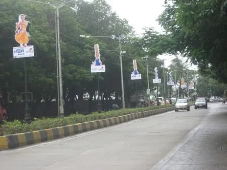 India's Got Talent - pole kiosks