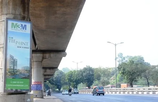 Light Boxes on the Delhi Metro Airport Express Line