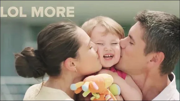 Viral Now: Coke goes anti-phubbing