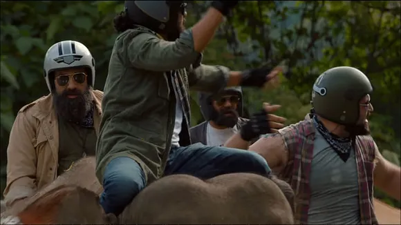 afaqs! Creative Showcase: New "Haathi mat paalo..." ads