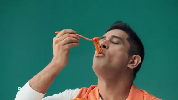 3 years after Kohli gave up Pepsi, Dhoni bats for ITC's YiPPee!