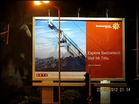 Switzerland Tourism recreates cable car ride on billboard