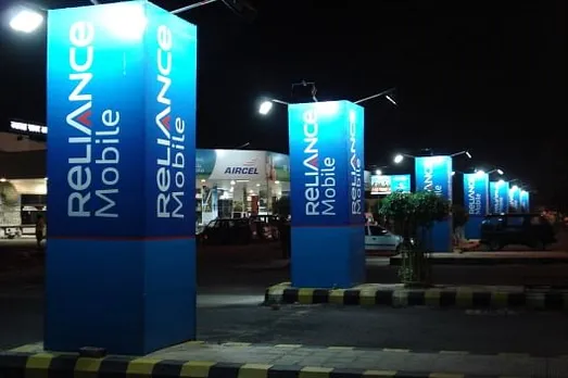 False Pillars at Patna Airport