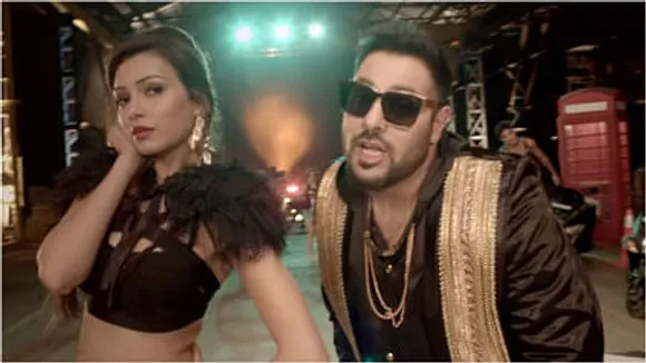 What is rapper Badshah doing in Sony Music's video for Yamaha Cygnus Ray ZR?