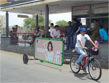 On Road Branding