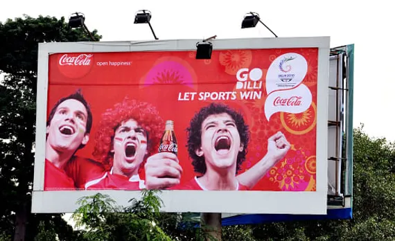 Hoarding - go dilli