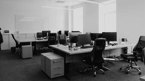 The call of the office (and other such things outside)