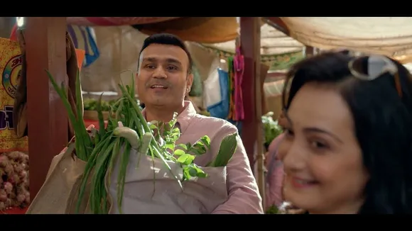 Ek baar lagwayyie, aur hamara naam bhool jaayie