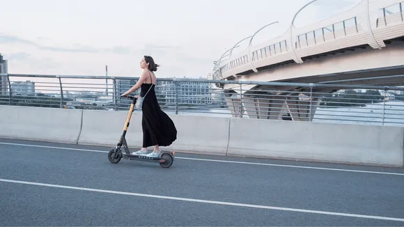 Paris bans shared e-Scooters