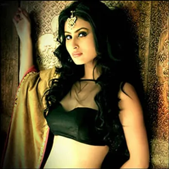 Naagin slithers her way to the top of the ratings ladder