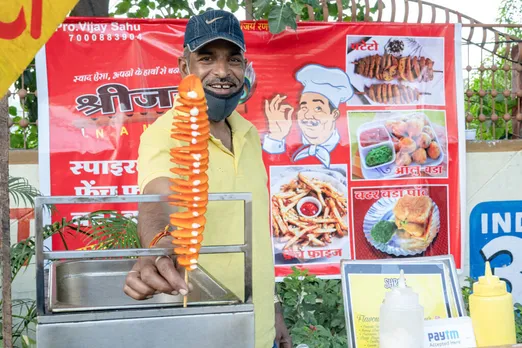 Swiggy onboards street food vendors as a part of PM's SVANidhi scheme