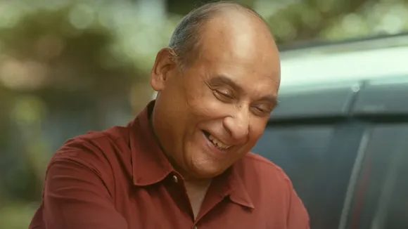 Wow! Momo's Durga Pujo campaign honours human 'bahons'