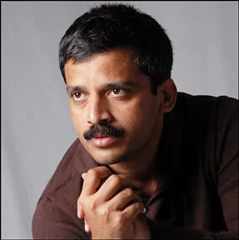 Saam TV finds a new editor in Mandar Phanse