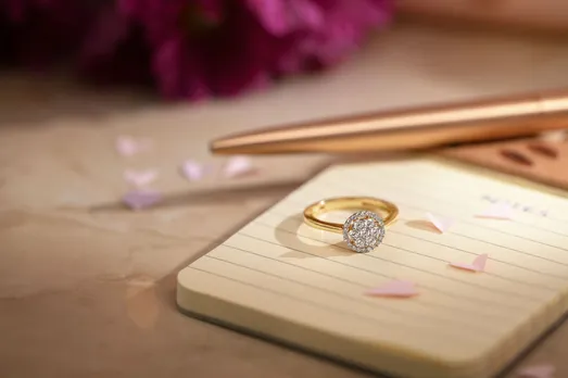 CaratLane launches #KhulKeKaroExpress campaign ahead of Valentine’s Day