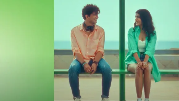 Doublemint encourages real conversations with #StartSometingFresh