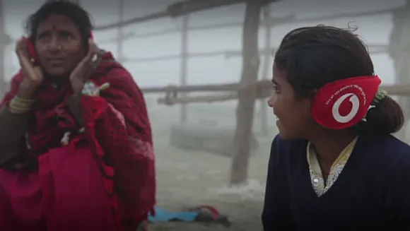 Maha Khumb Mela, Earmuffs