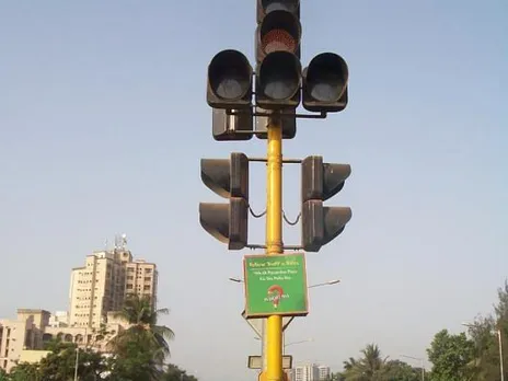 Traffic signal