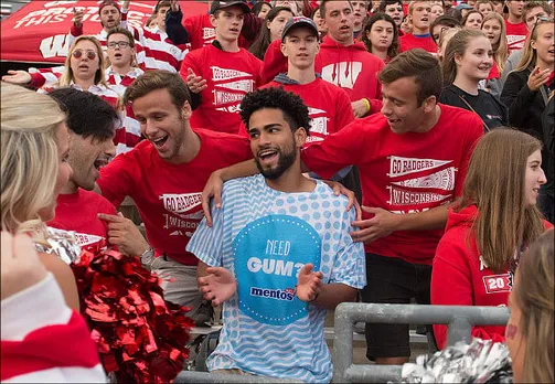 Sam Jeschke gives away 43,000 packs of Mentos gum free