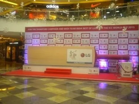 Signature bat - Gurgaon