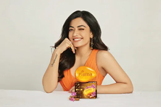 Fiama Golden Sandalwood Oil and Patchouli Gel Bar