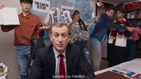 'BBC dad' Robert Kelly returns in an ad for Twitter